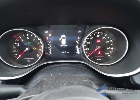 2018 Jeep Compass Altitude 4X4 z USA, uszkodzony, nr VIN 3C4NJDBB4JT304106